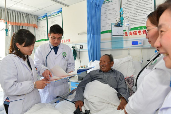 174328-320156.jpg 1128716662_16544847403251n.jpg