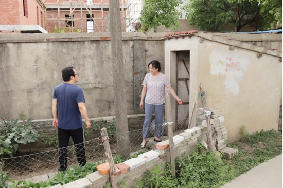 161513-733691.jpg 151534-530194.jpg