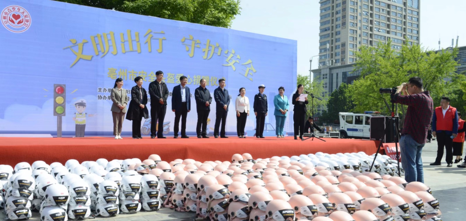 165516-538026.jpg 165516-538026.jpg