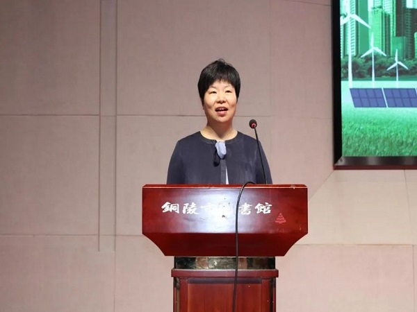 101612-968473.jpg 2.jpg