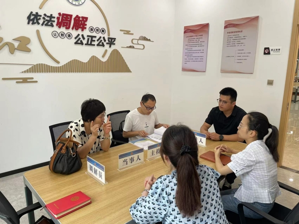 175214-136303.jpg 田家庵_爱奇艺.jpg