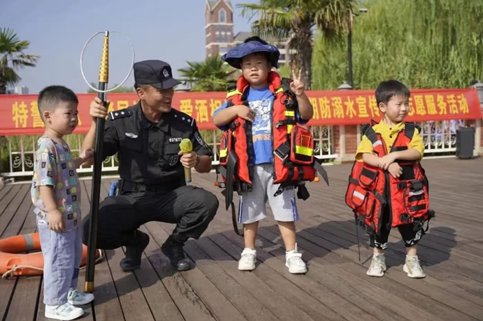 202529-110682.jpg 3.jpg