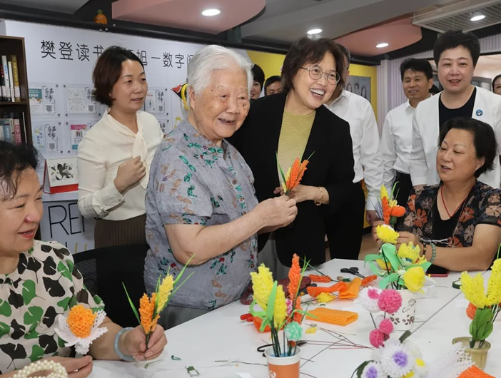 085052-268131.jpg 1.jpg