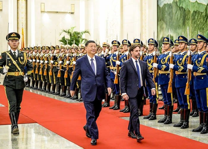 081505-142908.jpg 3.jpg