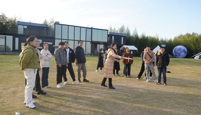 082845-122257.jpg 1.jpg