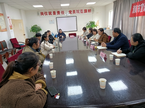 093415-102376.jpg 座谈交流_爱奇艺.jpg