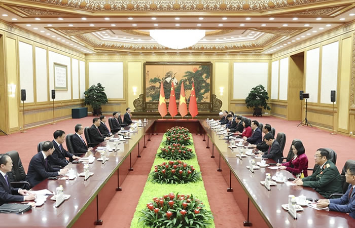 082144-922171.jpg 2.jpg