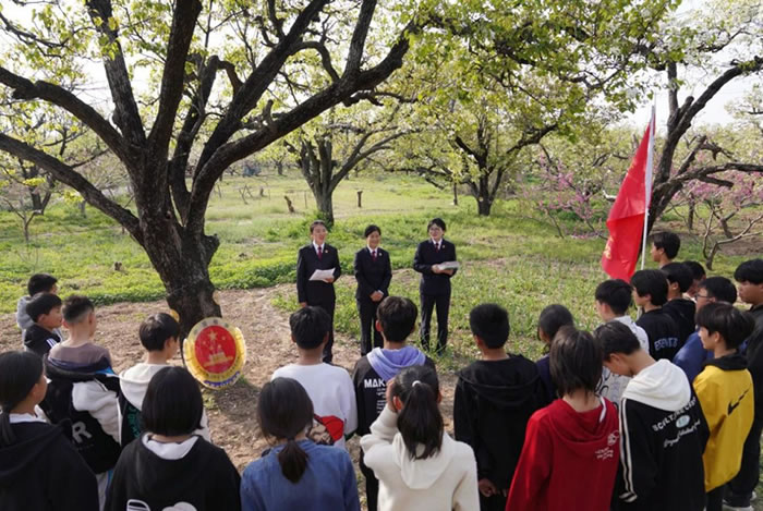 090309-133781.jpg 1.jpg