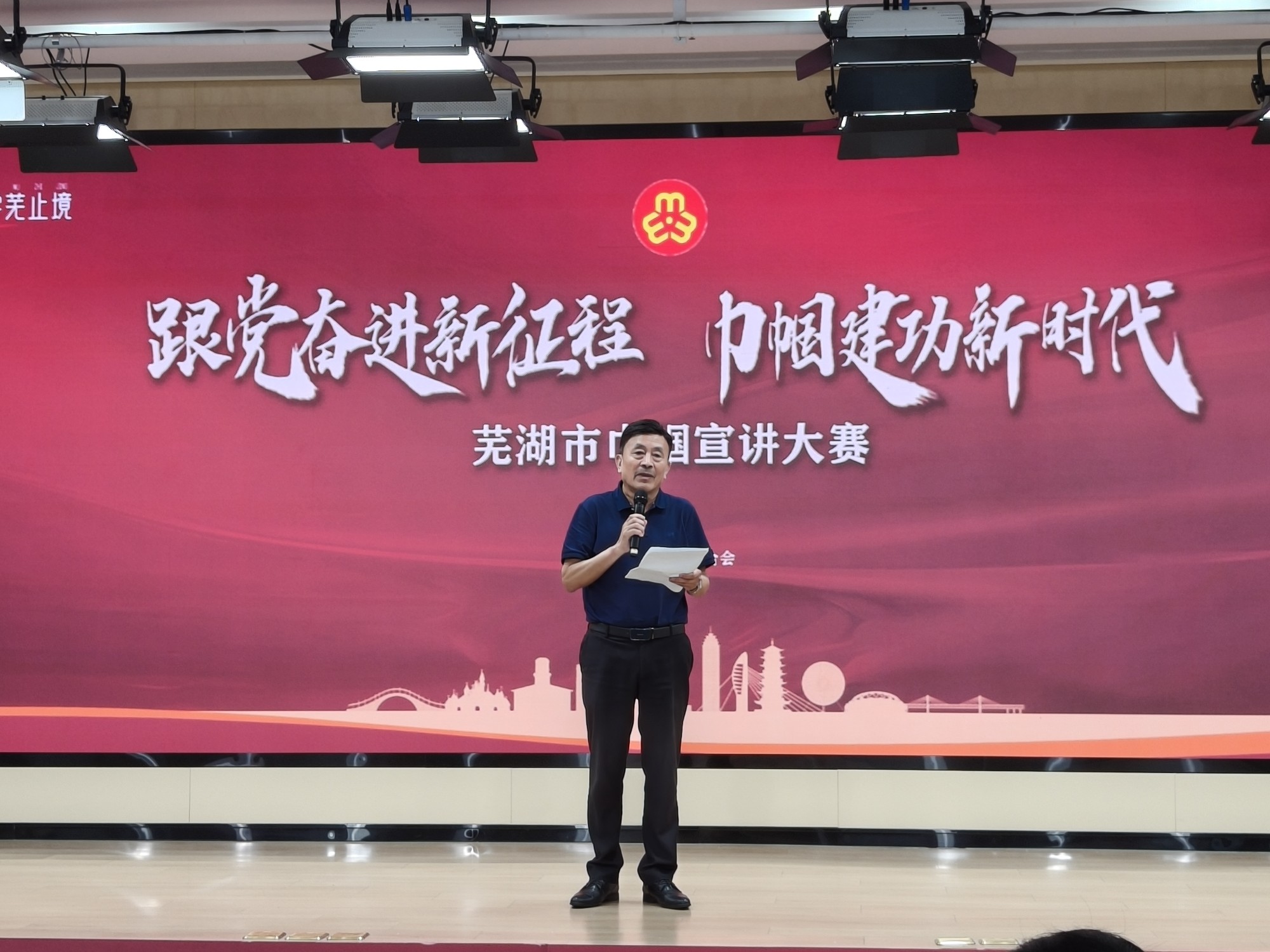 145103-129887.jpg 145103-129887.jpg