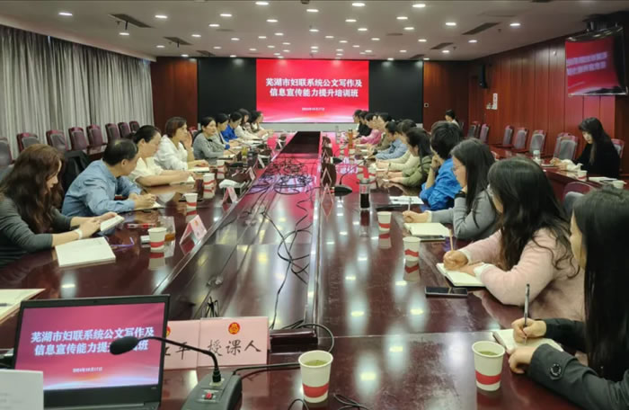 052304-843121.jpg 6.jpg