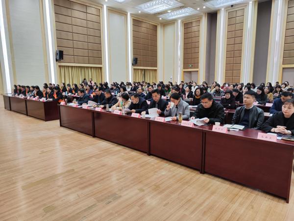 214834-186370.jpg 14_爱奇艺.jpg