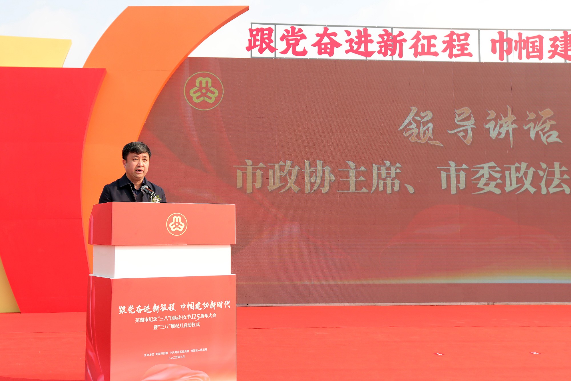 103639-100221.jpg 103639-100221.jpg