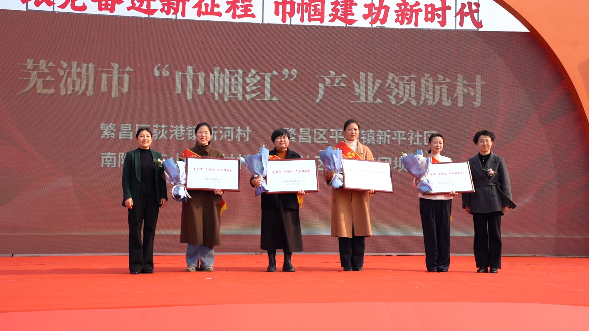 103754-888477.jpg 103754-888477.jpg