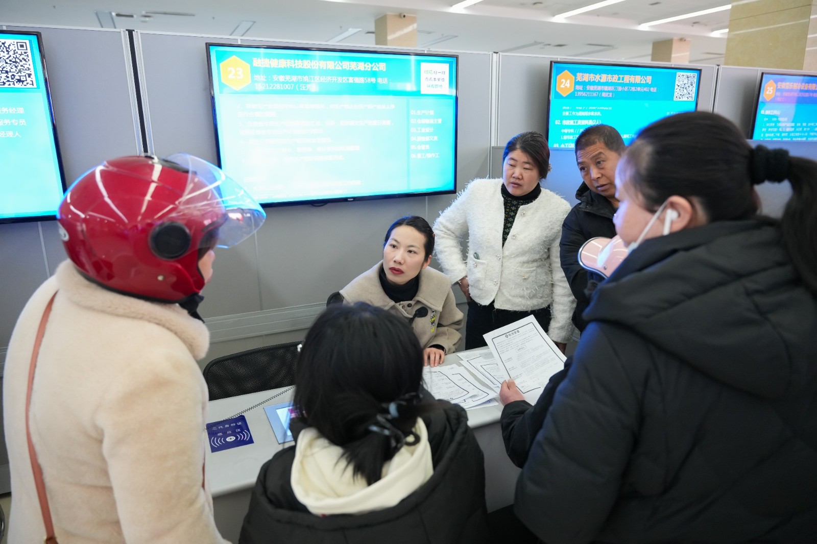 110217-770397.jpg 110217-770397.jpg