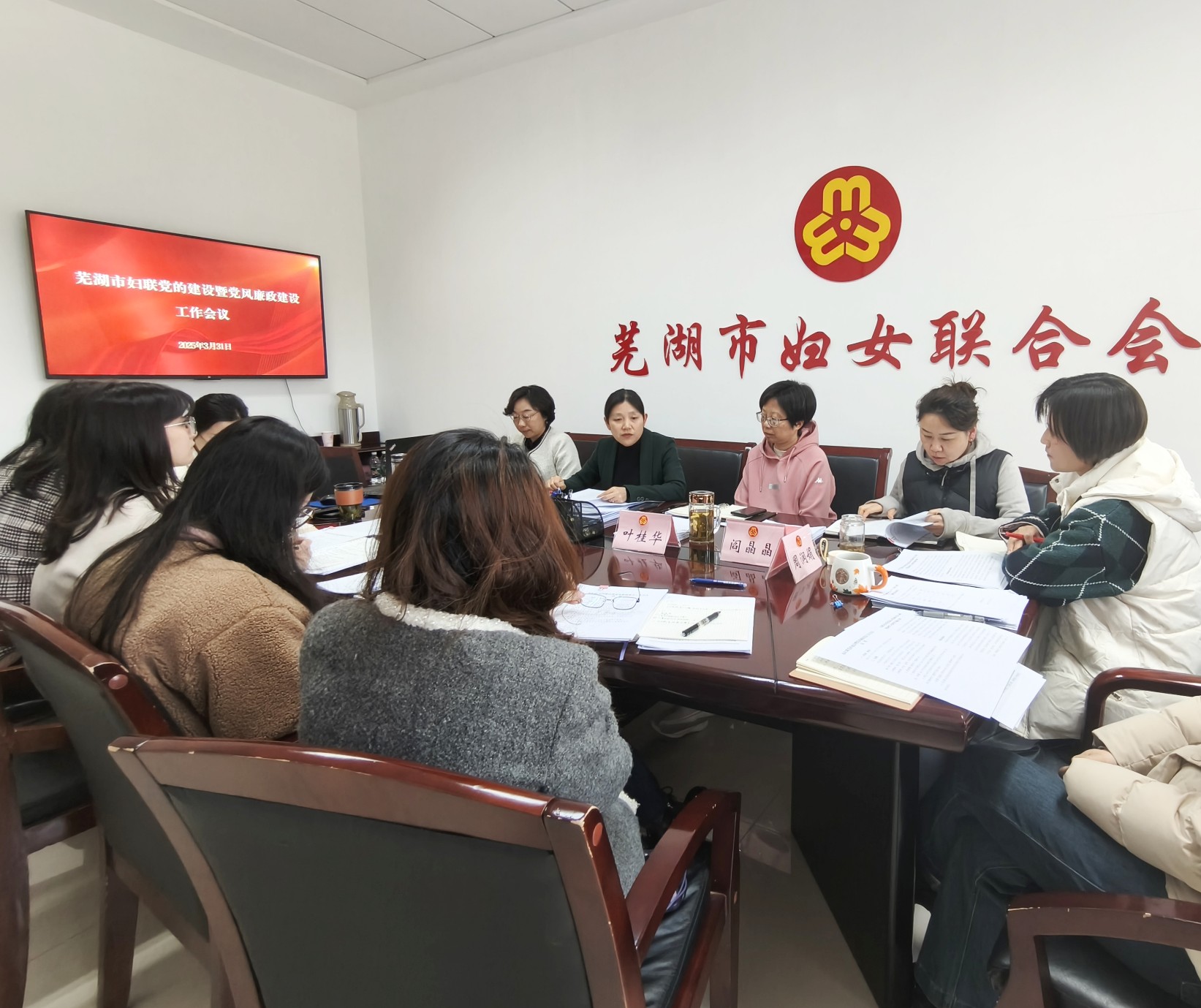 152008-355012.jpg 152008-355012.jpg