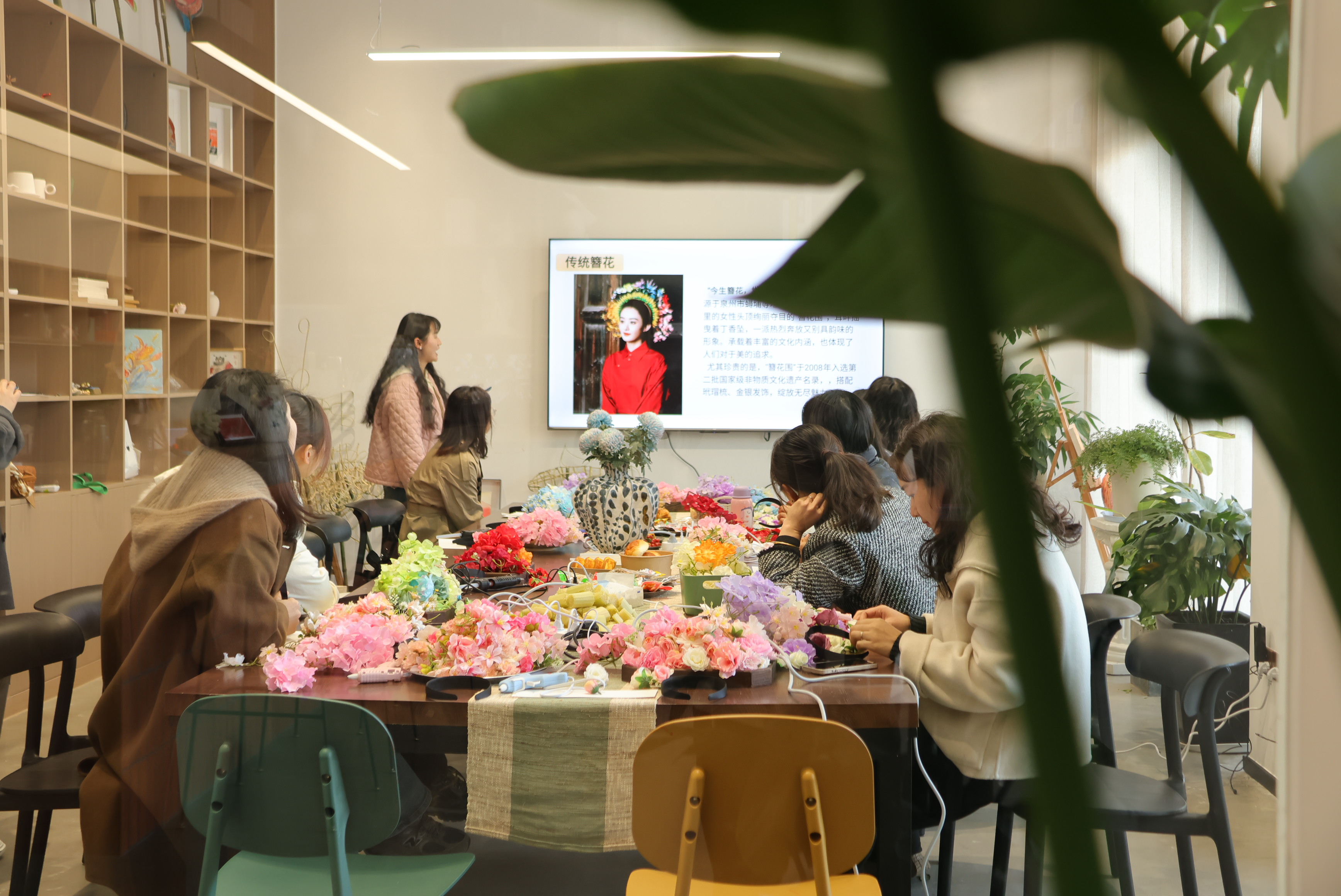 215609-139853.jpg 215609-139853.jpg