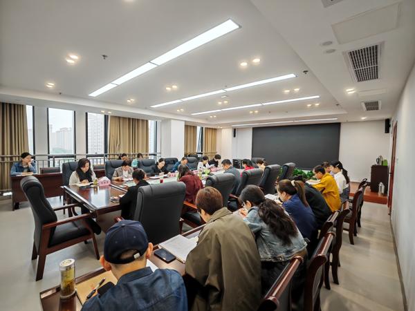 083445-118582.jpg 288483722_爱奇艺.jpg