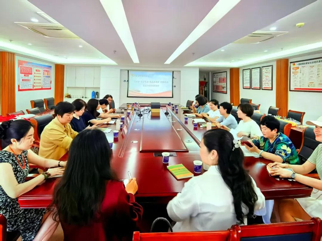 082843-119563.jpg 082843-119563.jpg