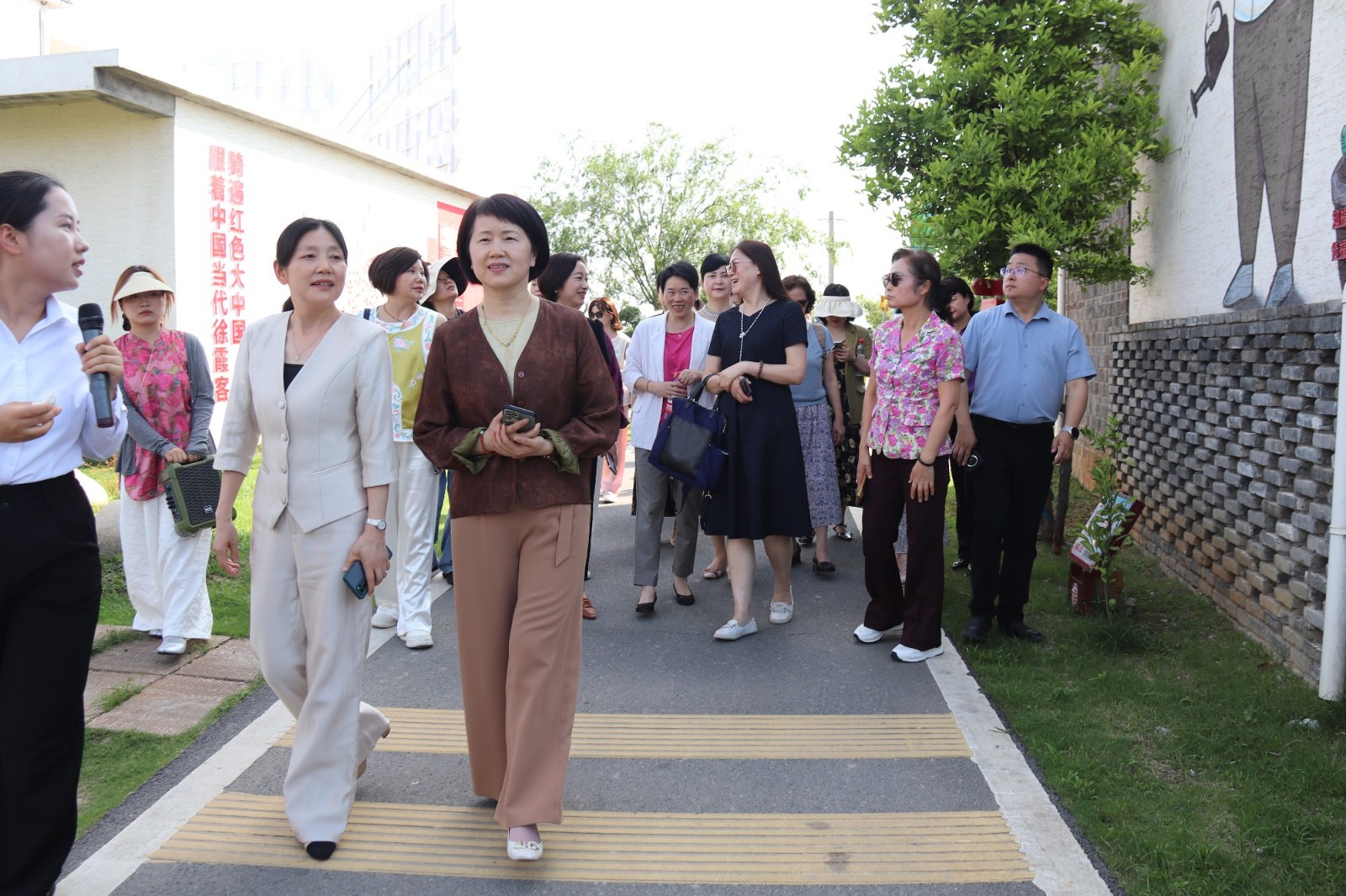 160343-832148.jpg 160343-832148.jpg