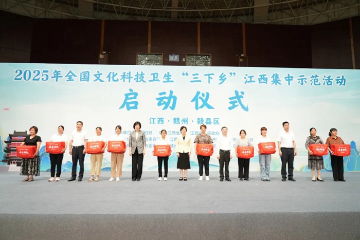 082415-969721.jpg 9.jpg