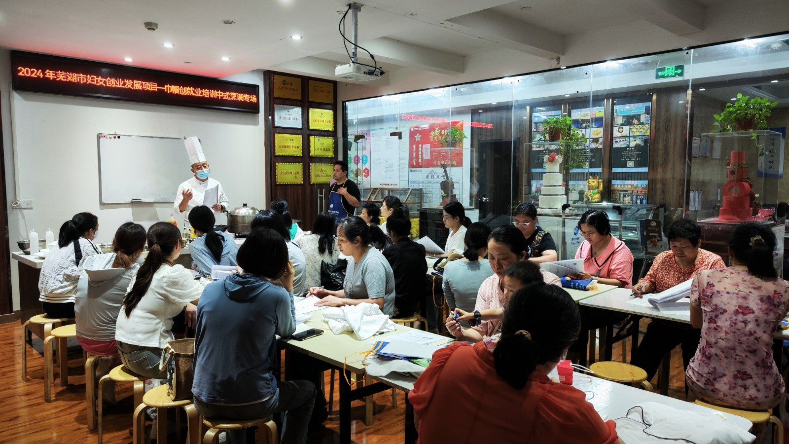 103746-591988.jpg 103746-591988.jpg