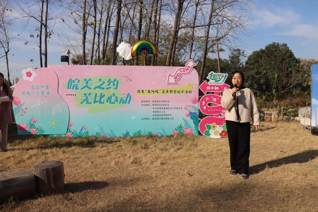 111119-885870.jpg 111119-885870.jpg