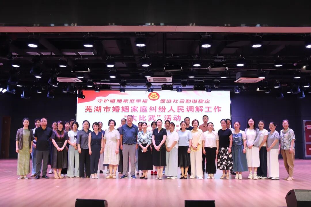 090800-439567.jpg 090800-439567.jpg